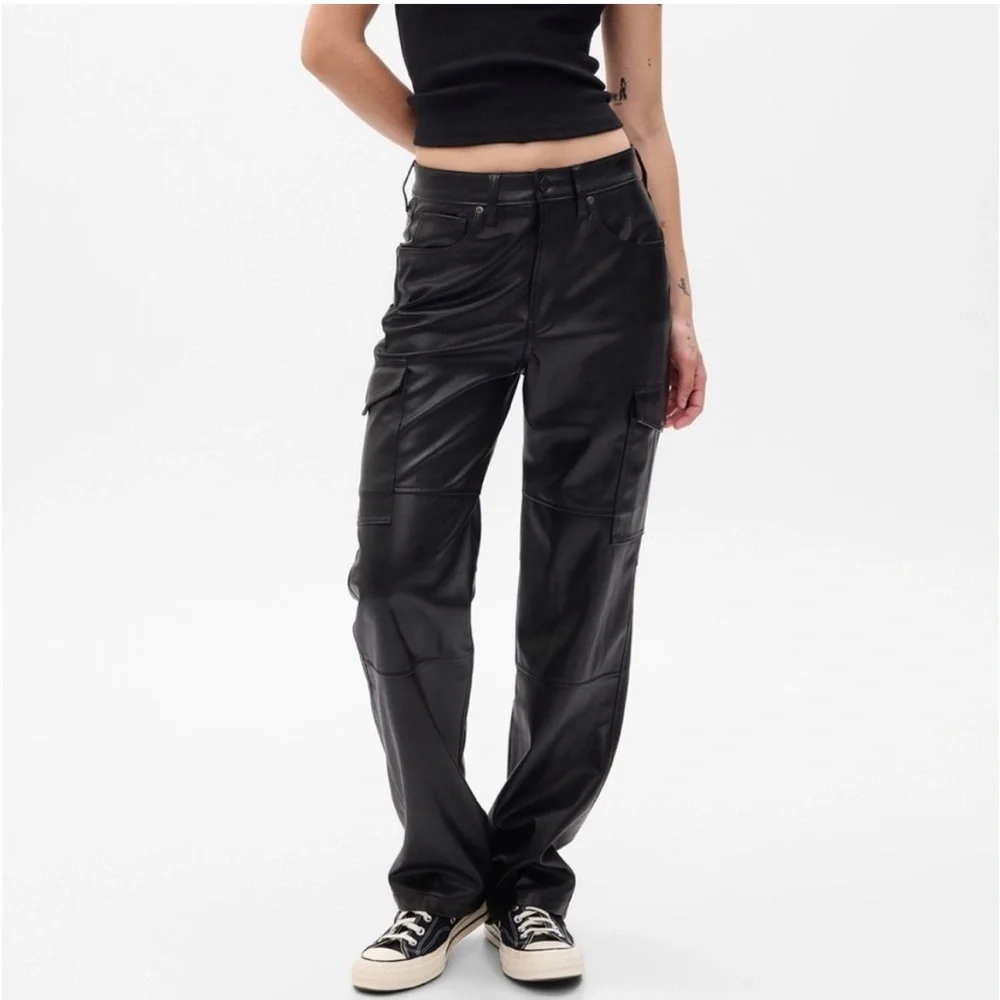 GAP Women’s Black Cargo Straight‎ Leg Faux Leather High Rise Pants Size 25